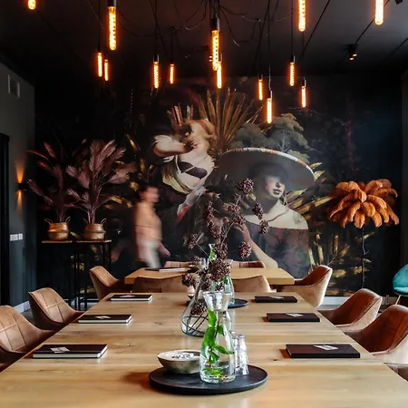 Kaserne Boutique Hotell 's-Hertogenbosch (Den Bosch)