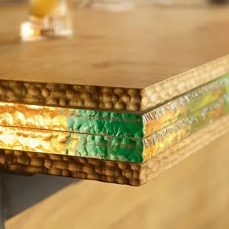 Kaserne Boutique دين بوس